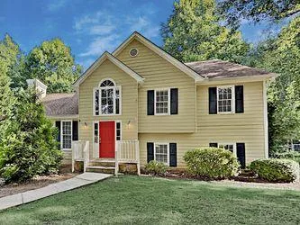 Welcome to 4910 Bayberry Dr Cumming GA