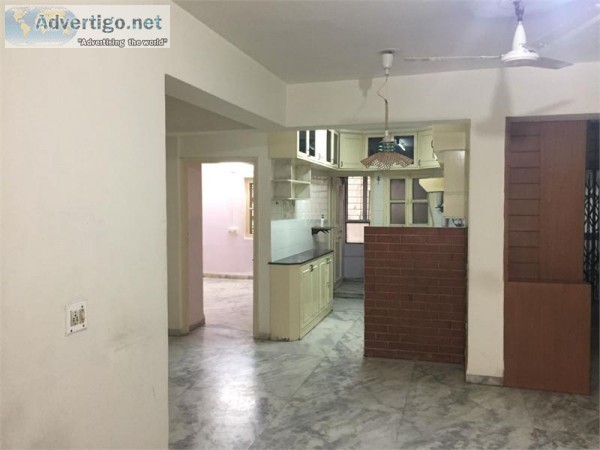 Rent 2 BHK 950 Sq ft Multistorey Apartment Delhi