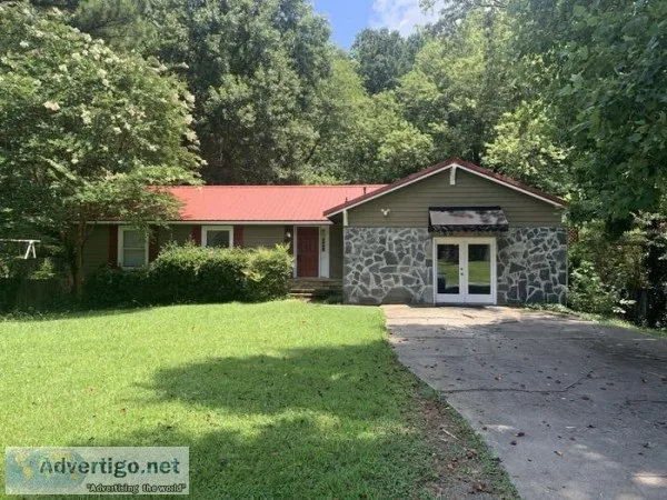525 Hearthstone Ln SE Marietta GA 30067