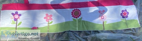 Baby crib bedding set