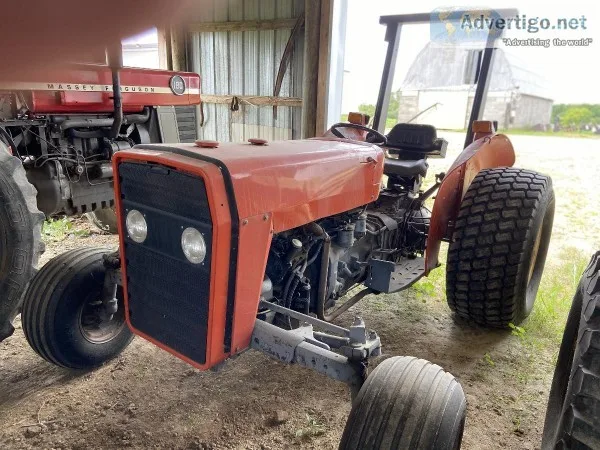 Jacobsen Tractor