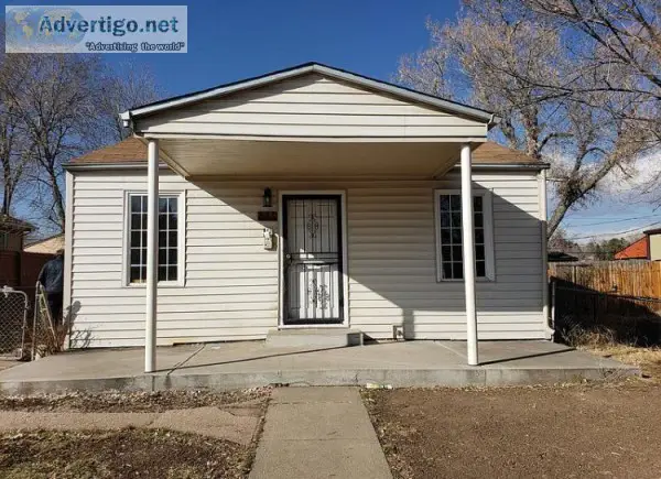Charming 3 bed 2 bath with yard. Off street parking in back. Det