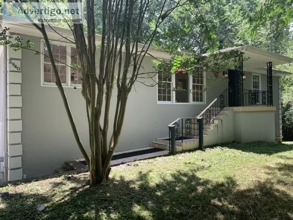 2940 Benjamin E Mays Dr SW Atlanta GA 30311