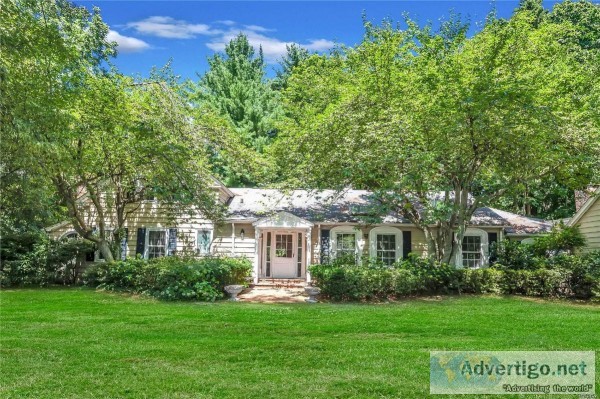 ID(COH) Stunning Sprawling Ranch House for Sale