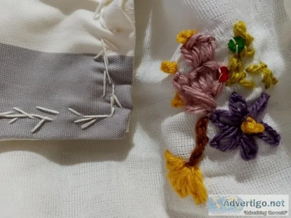THROW LITTLE FLOWERS