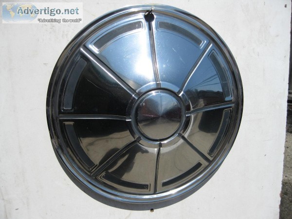 1972-76 VALIANT HUBCAPS