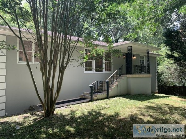 2940 Benjamin E Mays Dr SW Atlanta GA 30311