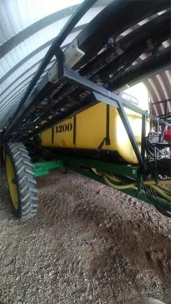 2004 Bestway Field Pro III 1200 Sprayer For Sale In Schoolcraft 
