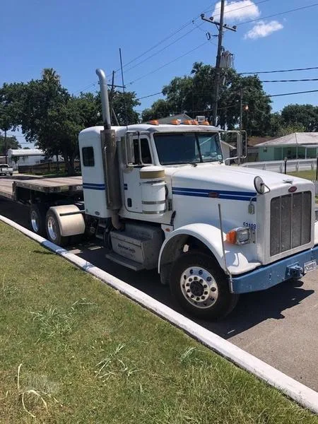 2011 Peterbilt 367 For Sale in Golden Meadow Louisiana 70357