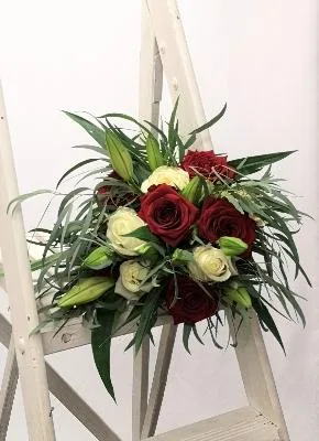 Luxury Flower Box  Bouquets Bedfordshire &ndash buy online or ca