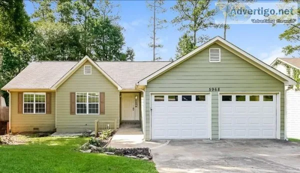 5968 Homestead Circle Rex GA 30273