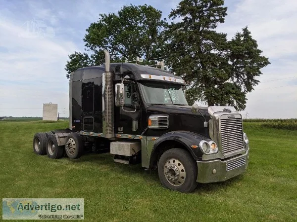 2008 Freightliner Coronado 122 Semi Tractor