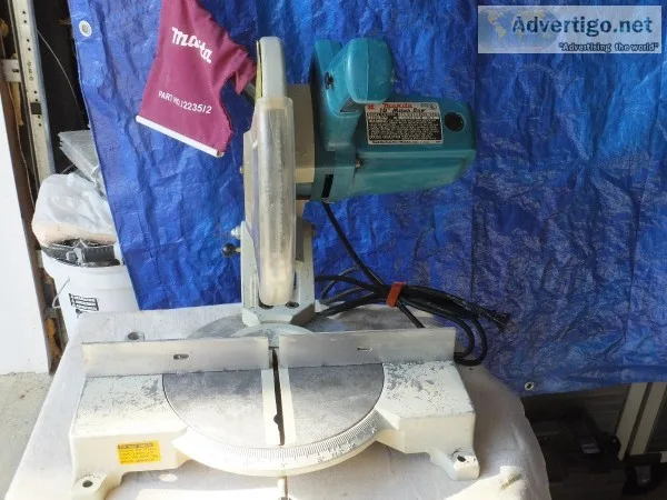 Makita 10&quotMiter Saw 120.00 (Mount Sinai NY 11766)