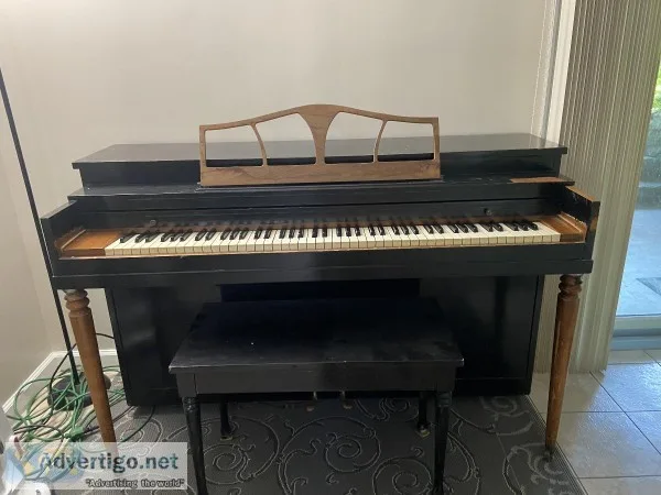 Free Upright Piano. Just needs a little TLC