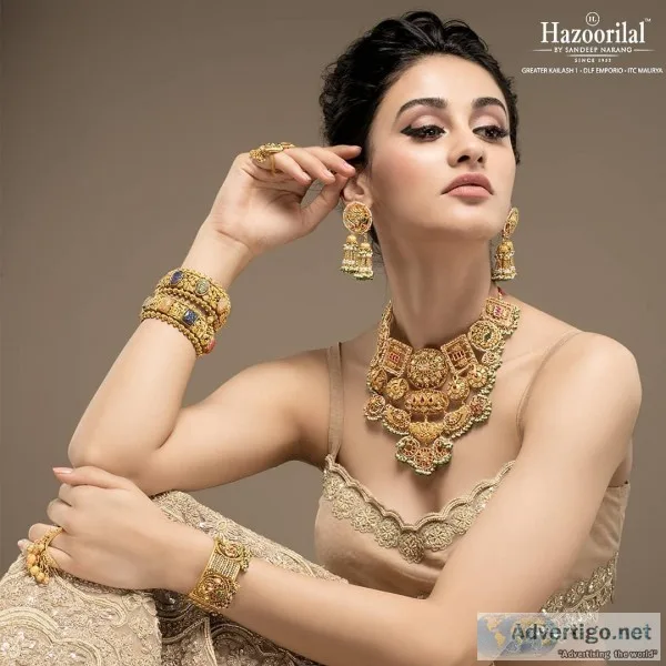 buy the most opulent diamond jewellery in Delhi