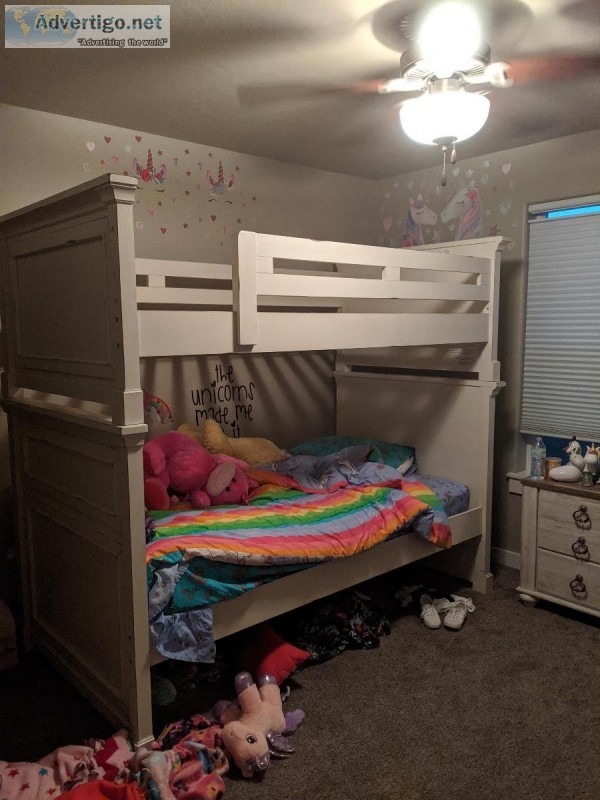 Bunk bed