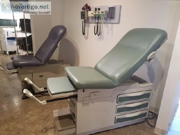 Ritter 204 Exam Table - Doctor Office Examination Room Table