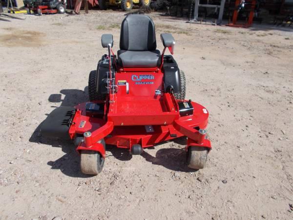 New Country Clipper 23hp 60" zero turn mower