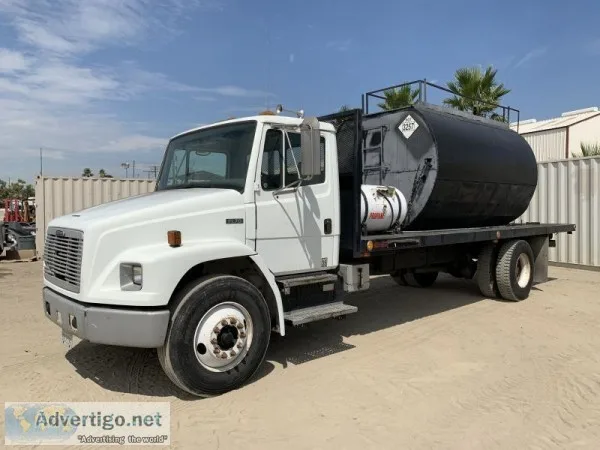 2000 FREIGHTLINER FL70 FLATBED TRUCK 141102203