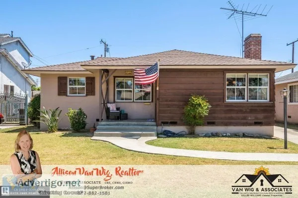 JUST LISTED Move-In Ready Wonderful Family Lakewood Home