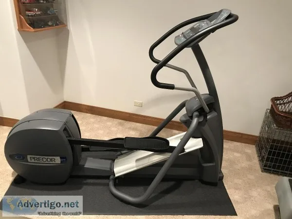PRECOR 5.23 ELLIPTICAL CROSS TRAINER