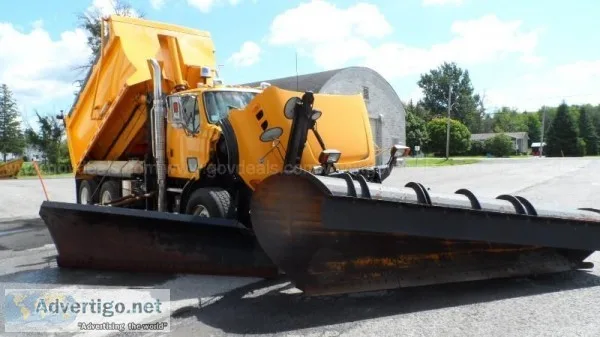 2004 Sterling LT9500 Plow Truck