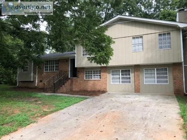 1904 Wellborn Rd Lithonia GA 30058