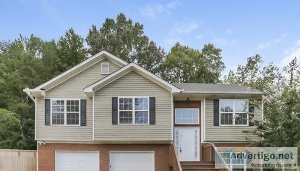 8 Indian Hills Dr Rydal GA 30171