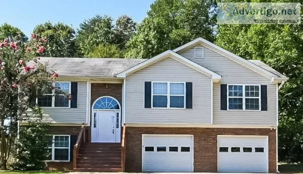 14 Indian Hills Dr Rydal GA 30171