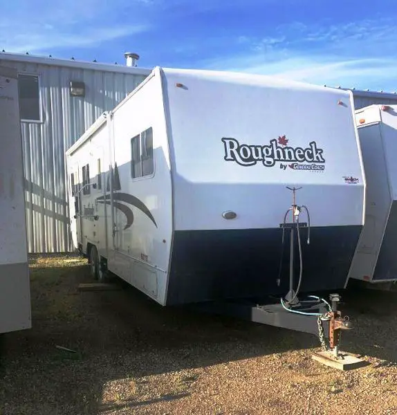 2015 General Coach Roughneck 30Ft Trailer For Sale