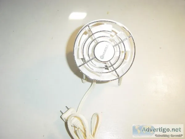 Nortex 2G24 Mini Desk Fan