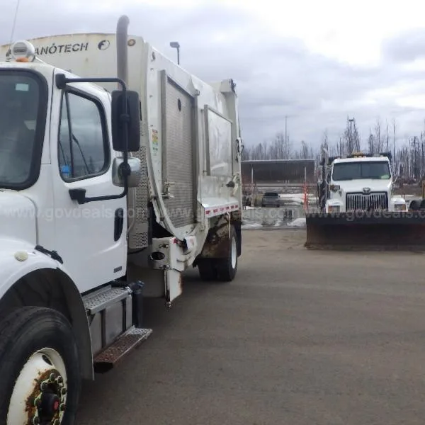2011 Freightliner M2 Medium Duty