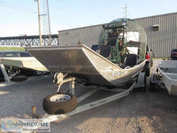 FanAir Boat W Trailer and Motor