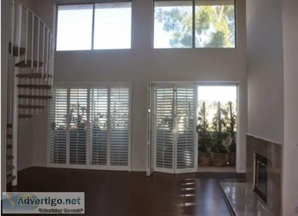 Top floor Large private room w ensuite bathroom for rent