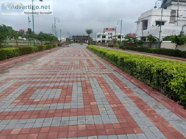 Eldeco Regalia &ndash Plots Available off IIM Road with World Cl