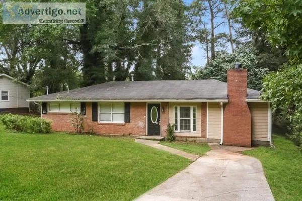 3425 Pinehill Dr Decatur GA 30032