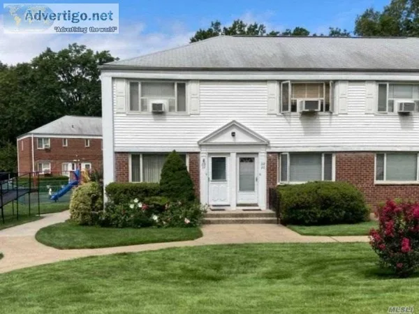 ID (AIM) Lovely and Spacious Bay Terrace Gardens Section 2 Corne