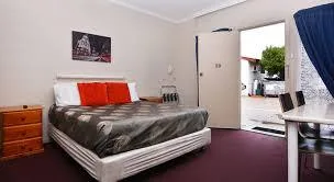Cheap Accommodation in Port AugustaMotelpoinset tia