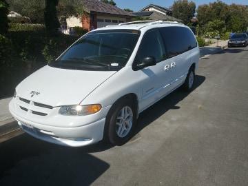 Clean upgraded 1998 Dodge Grand Caravan