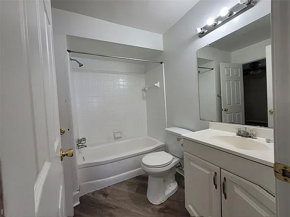 3bed in oak park, mi 48237