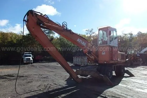 1999 Atlas 1604 Material Scrap Processing Handler