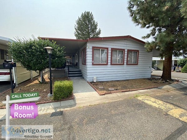 55 Eureka  On A Corner Lot