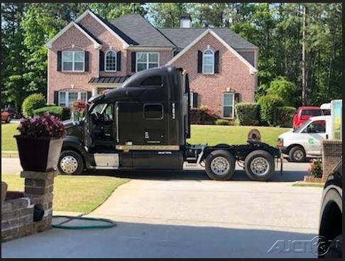 2008 Peterbilt 389 Semi Tractor For Sale in Covington Georgia 30