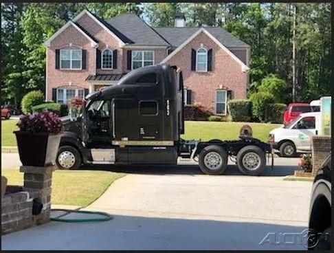 2008 Peterbilt 389 Semi Tractor For Sale in Covington Georgia 30