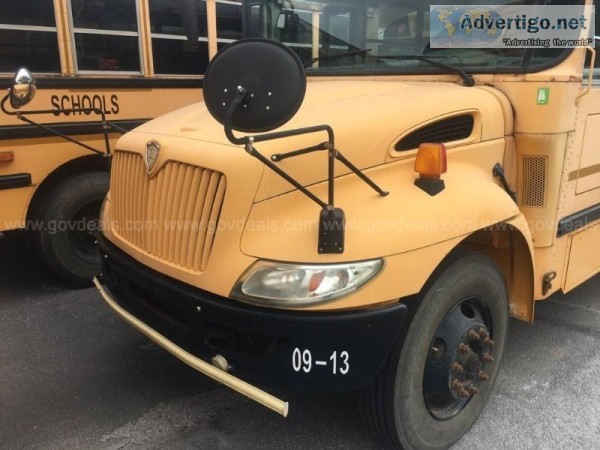 2009 International 3000 Bus - 72 Passenger