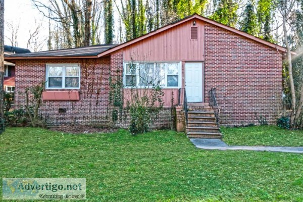 2046 Snow Rd SW Atlanta Georgia 30311