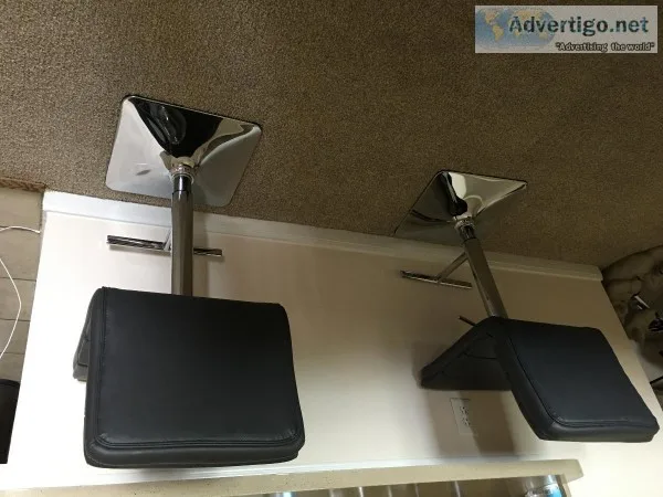2 Bar Stools