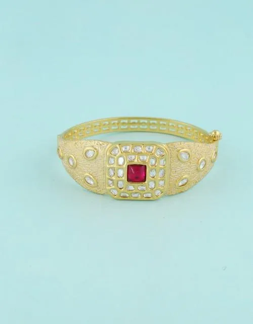 An Extremely Beautiful Collection of Kangan Design for Women at 