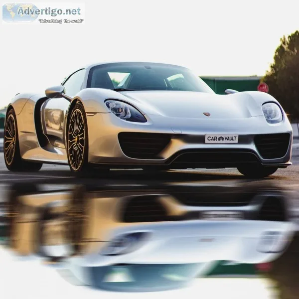 Pre-owned luxury cars in dubai - 2015 porsche 918 spyder