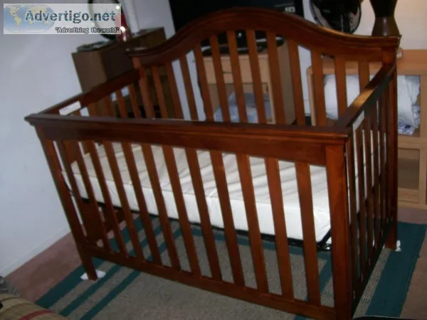 CRIB convert to TDDLERDOUBLE BED and CHANGING TABLE